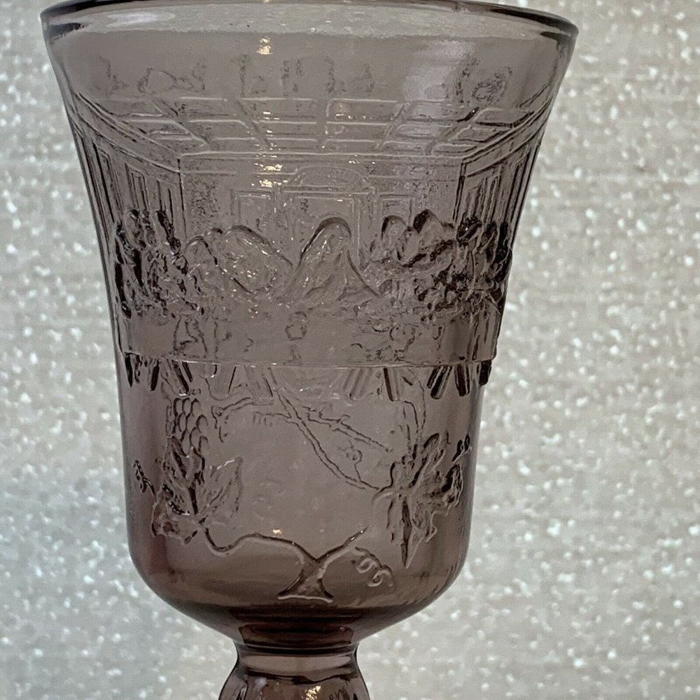 Vintage Tiara Indiana Purple Wine Glass Lords Last Supper Chalice 7 Inch